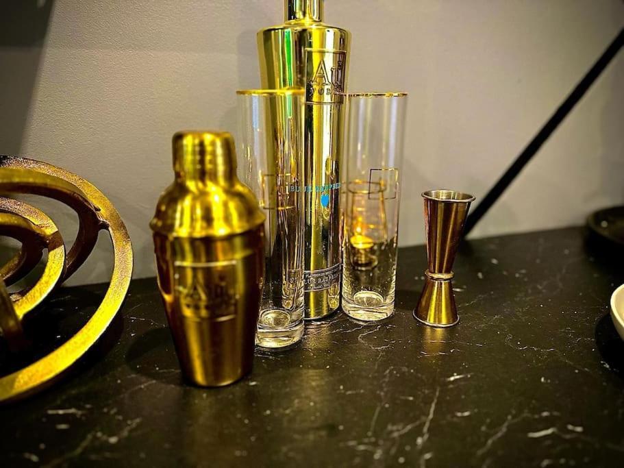 Stunning Luxury Croydon Apartment Gatwick Airport Close パーリー エクステリア 写真